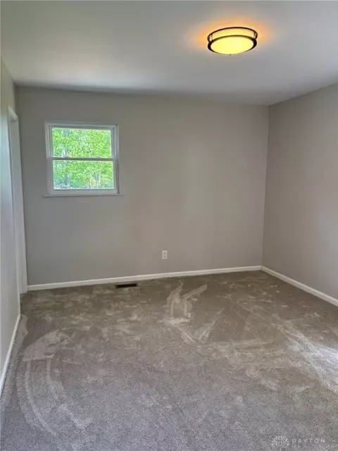 Bedroom - 2186 Ridge Rd, Springfield, OH 45502 photo 7 of 7