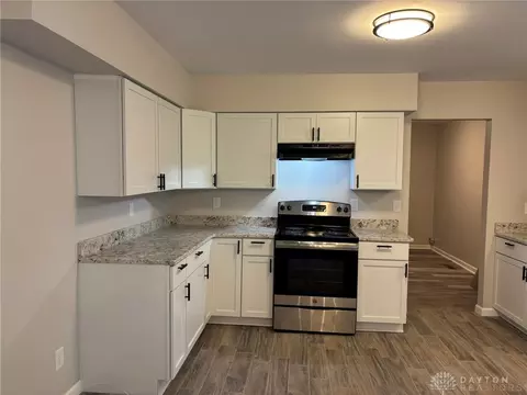 Kitchen - 2186 Ridge Rd, Springfield, OH 45502 photo 1 of 11
