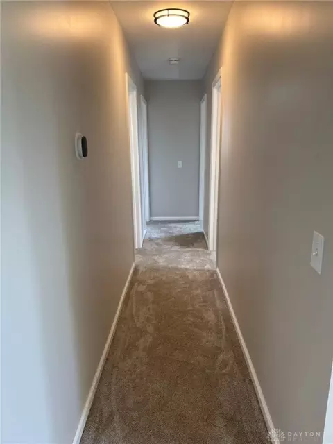 Entry Way - 2186 Ridge Rd, Springfield, OH 45502 photo 4 of 4