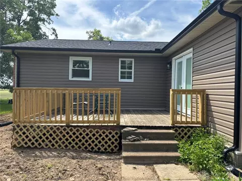 Exterior - 2186 Ridge Rd, Springfield, OH 45502 photo 16 of 23