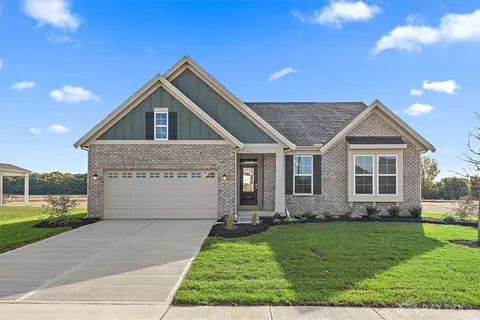 410 S Landon Ln, Springfield, OH 45505