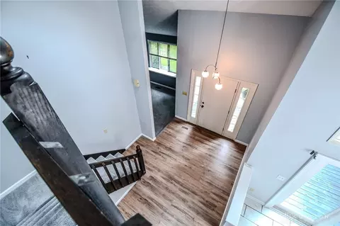 Entry Way - 222 Walnut Grove Dr, Centerville, OH 45458 photo 1 of 8