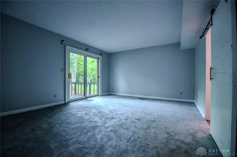 Bedroom - 222 Walnut Grove Dr, Centerville, OH 45458 photo 2 of 10