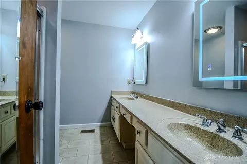 Bath - 222 Walnut Grove Dr, Centerville, OH 45458 photo 3 of 4