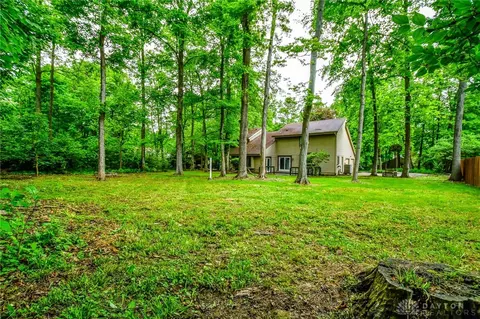 Exterior - 222 Walnut Grove Dr, Centerville, OH 45458 photo 15 of 16