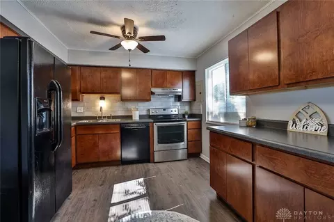 Kitchen - 5695 E Coach Dr #E, Kettering, OH 45440 photo 1 of 3