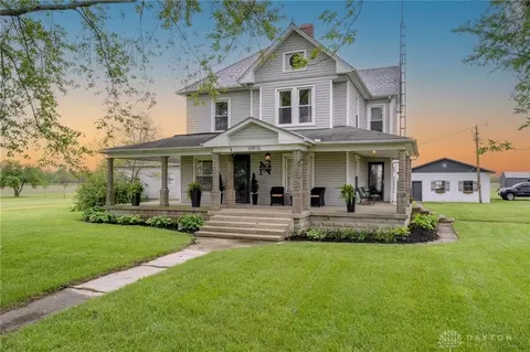 10916 Edgefield Rd, Jeffersonville, OH 43128