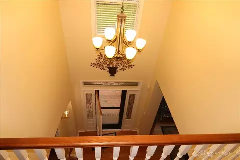 Entry Way - 9543 Hacker Farm Ln, Centerville, OH 45458 photo 4 of 7