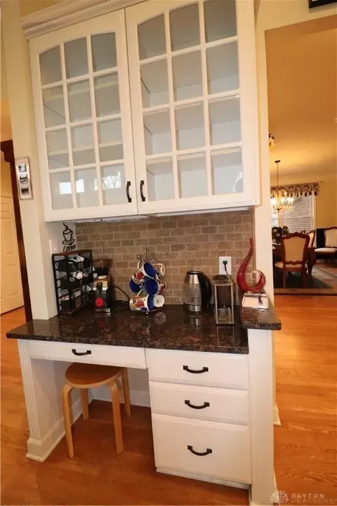 Kitchen - 9543 Hacker Farm Ln, Centerville, OH 45458 photo 6 of 10