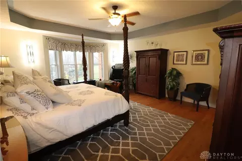 Bedroom - 9543 Hacker Farm Ln, Centerville, OH 45458 photo 3 of 10