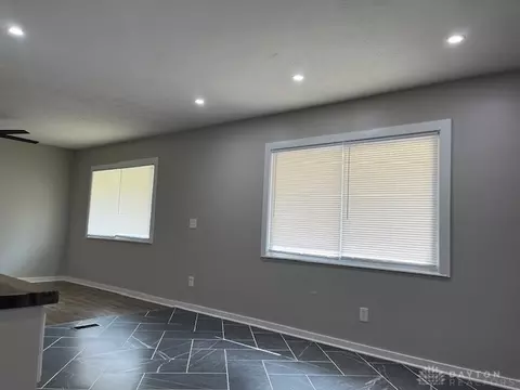 3308 Tackett St, Springfield, OH 45503 photo 9
