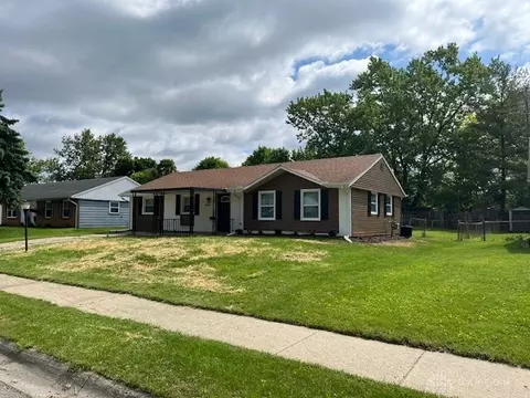 3308 Tackett St, Springfield, OH 45503 photo 2