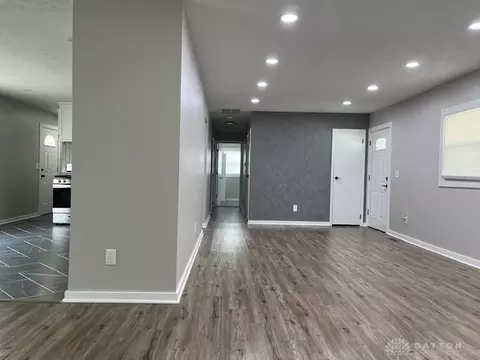 3308 Tackett St, Springfield, OH 45503 photo 8