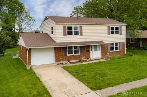 7913 Blackshear Dr, Dayton, OH 45424