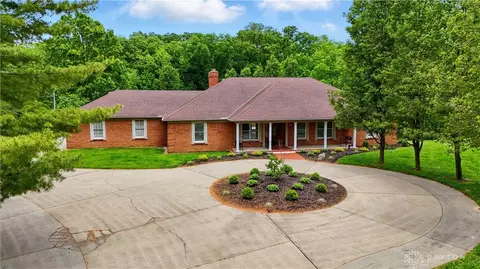 5786 Fields Ertel Rd, Sharonville, OH 45241
