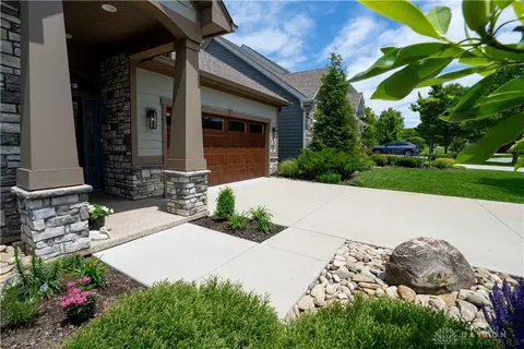 22 Derby Ct, Springfield, OH 45503 photo 4