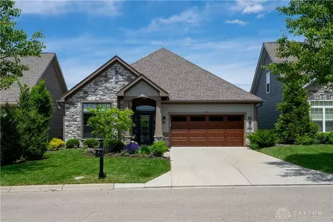 22 Derby Ct, Springfield, OH 45503