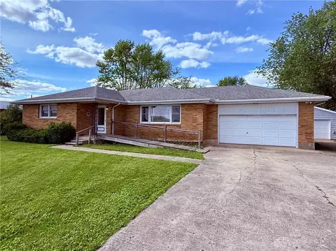 10601 Old Dayton Rd, New Lebanon, OH 45345