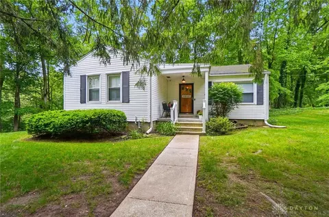 66 Dorchester Dr, Dayton, OH 45415