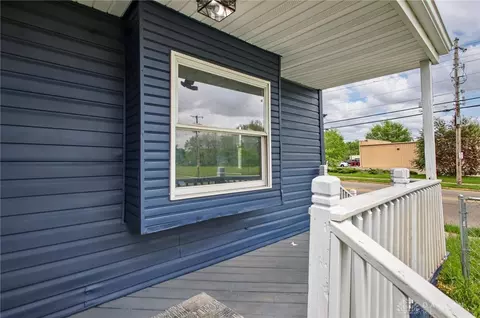 925 East St, Springfield, OH 45505 photo 5