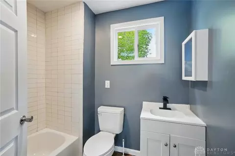 925 East St, Springfield, OH 45505 photo 30