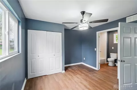 925 East St, Springfield, OH 45505 photo 18