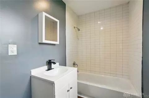 925 East St, Springfield, OH 45505 photo 24