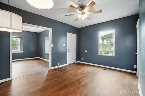 925 East St, Springfield, OH 45505 photo 7