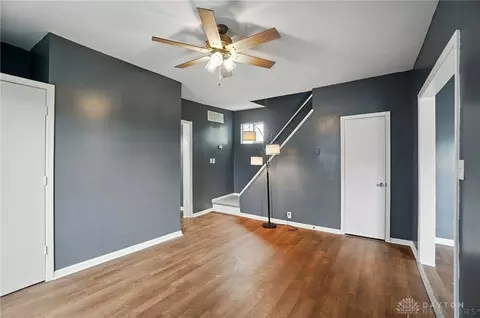 925 East St, Springfield, OH 45505 photo 8