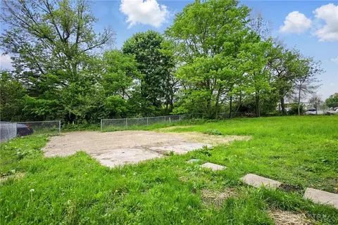 925 East St, Springfield, OH 45505 photo 33