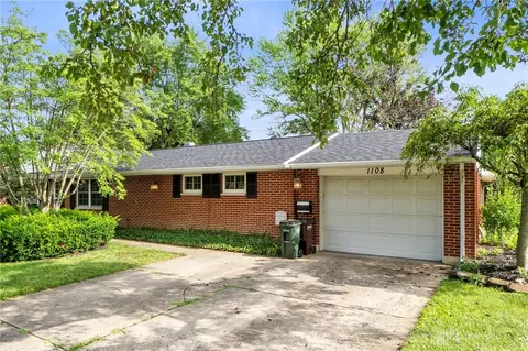 Exterior - 1108 Donson Dr, Kettering, OH 45429 photo 1 of 7