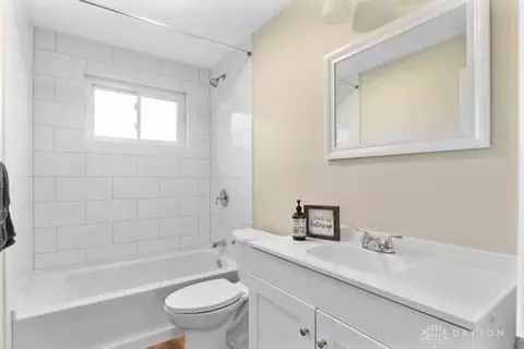 Bath - 1108 Donson Dr, Kettering, OH 45429 photo 3 of 3