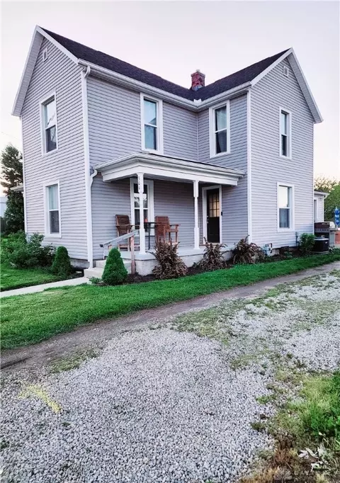 304 W Walnut St, Botkins, OH 45306 photo 4