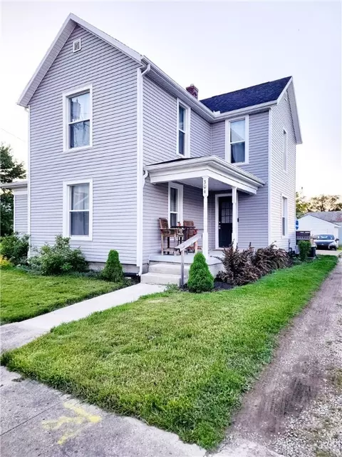 304 W Walnut St, Botkins, OH 45306