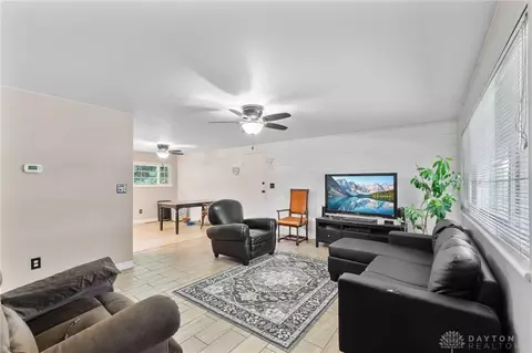 3646 Utica Dr, Kettering, OH 45439 photo 4