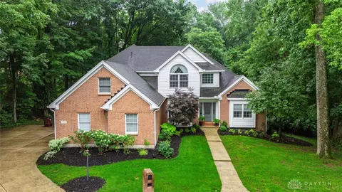 1466 Bull Skin Run Ct, Dayton, OH 45434