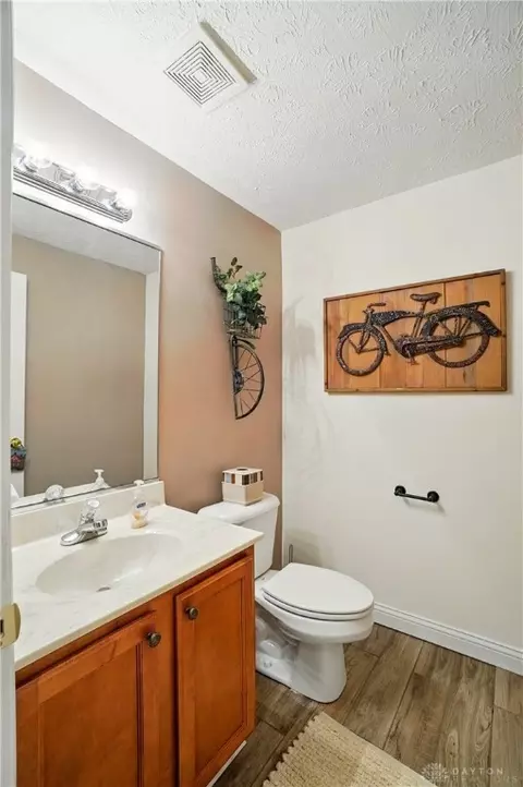 Bath - 8765 Woolstone Ct, Maineville, OH 45039 photo 7 of 7