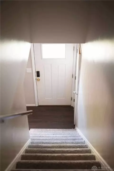 Entry Way - 1539 Cedarbrook Pl, Sidney, OH 45365 photo 7 of 8