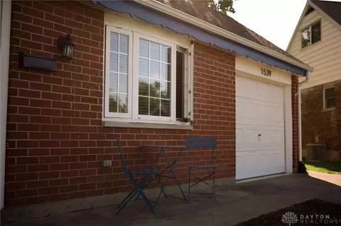 Exterior - 1539 Cedarbrook Pl, Sidney, OH 45365 photo 3 of 9