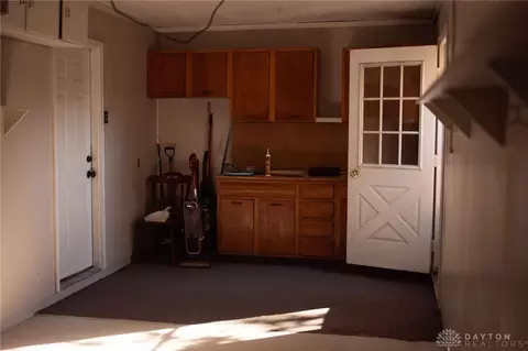 Entry Way - 1539 Cedarbrook Pl, Sidney, OH 45365 photo 5 of 8