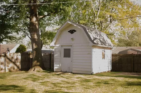 Exterior - 1539 Cedarbrook Pl, Sidney, OH 45365 photo 7 of 9