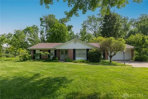 3081 Claydor Dr, Dayton, OH 45431