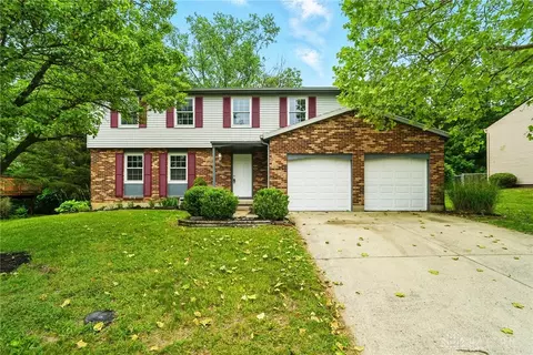 712 Decker Dr, Miamisburg, OH 45342