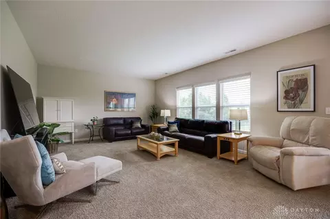 148 Oasis Ct, Springboro, OH 45066 photo 9