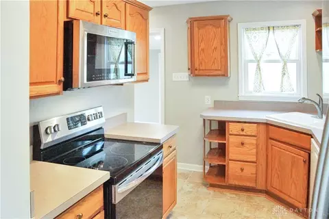 3145 Mohican Ave, Kettering, OH 45429 photo 6