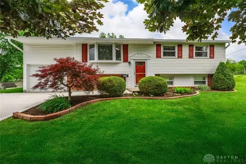 2707 Rockledge Trl, Beavercreek, OH 45430