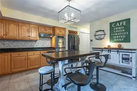 649 Murrell Dr, Kettering, OH 45429 photo 7