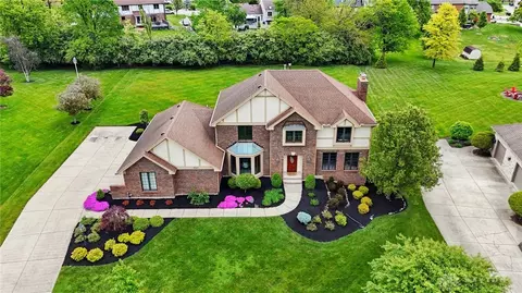 8540 Point O Woods Ct, Springboro, OH 45066