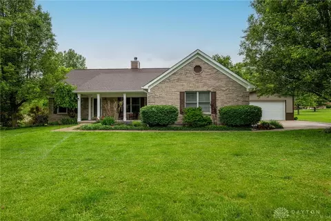 2182 Sharon View Ct, Lebanon, OH 45036
