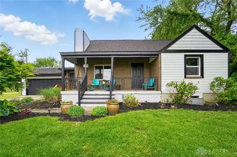 1370 Carpenter Rd, Bellbrook, OH 45305
